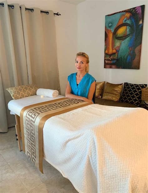 Fort lauderdale massage. When planning a trip, one of the biggest concerns for travelers is finding a reliable and affordable parking option near the airport. Fortunately, Park N Go in Fort Lauderdale offe... 