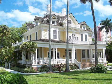 Fort myers historic homes. Things To Know About Fort myers historic homes. 