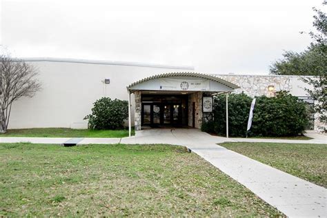 Fort Sam opens community center. TOP STORIES. March 22, 2024 SMA prioritizes quality of life with improved housing, child care, health programs; March 19, 2024 Exercise Dragon 24 highlights NATO .... 