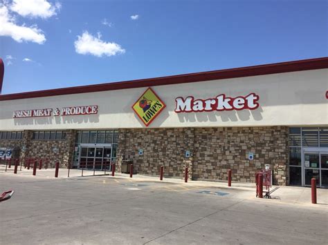 Grocery Store Near Me in Fort Stockton, TX. Lowe's Market. 1300 W Dickinson Blvd Fort Stockton, TX 79735 432-336-3341 ( 496 Reviews ) Walmart Supercenter.. 
