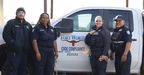 Fort worth animal control. 4 days ago · The responsibilities of Animal Control include enforcing laws and ordinances relating to: At-large animals. Dog bites. Barking dog complaints. Rabies. Animal cruelty issues. Other issues. Responding to resident calls. For emergencies, sick, injured, or stray animals please contact Police Dispatch 817-297-2276. 
