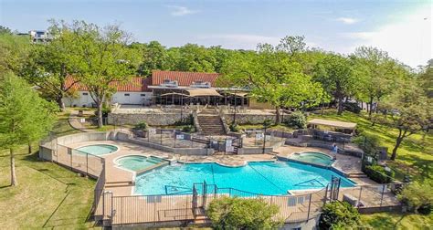 The property sits on Boat Club Road, the main attorney in the Eagle Mountain area of Fort Worth. Boat Club Road has over 20,000 VPD and is right off the signalized corner of Boat Club Rd. and Eagle Ranch Blvd. The property has 120 open parking spaces creating easy and streamlined access for tenants and their guests.. 