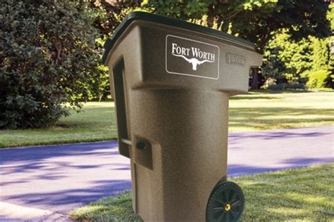 Fort worth garbage pickup. Likewise, the exact cost of garbage collection in Fort Worth can vary depending on different factors such as location, size of the property, and even the amount of waste. An average household should expect to pay between $20 and $30 monthly for garbage collection service in the city. On the other hand, in addition to the traditional … 