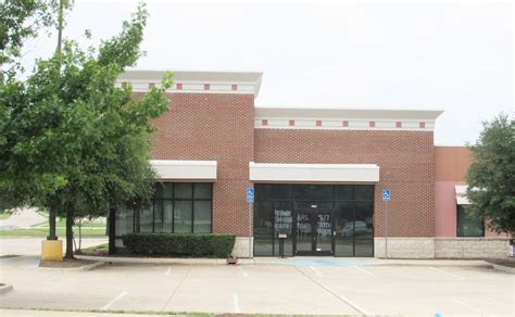 7650 McCart Ave Fort Worth, TX 76133 Retail | 3 spaces available | 1,500 sq. ft. - 6,700 sq. ft. | $17 - $18/SF/YR Overview Spaces Location Listing Contacts Demographics.