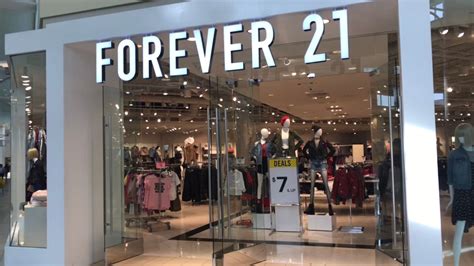 10 Stores in Arizona. Forever 21's AZ store locations have fashionable, trendy clothes for men, petite and plus-size women and girls.. 