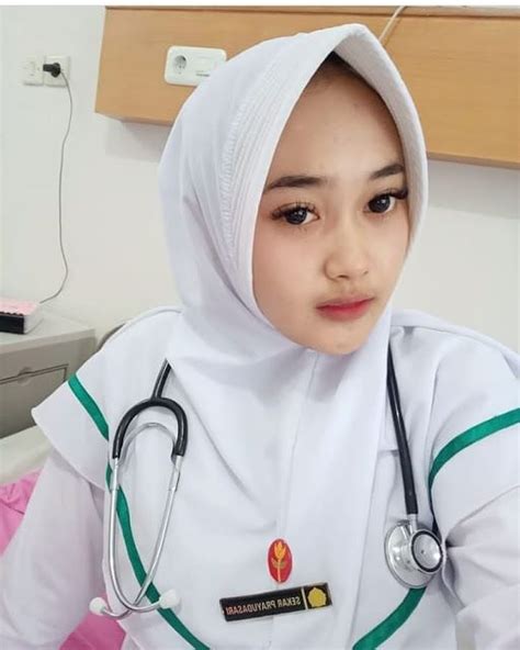 Dientot Dokter Kandungan - Foto Bokep Nurse