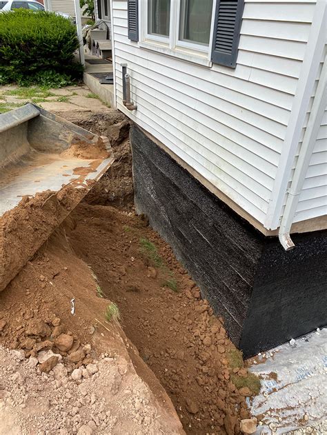 Foundation leak repair. GET ESTIMATE. Facts about Lansing. Average Max Temp: 56°F. Average Min Temp: 39°F. Average Monthly Precipitation: 2.85". Percent of Homes With Basements 87%. Average Cost of Foundation Repair: $2,836. Average Cost of Foundation Waterproofing: $2,976. 
