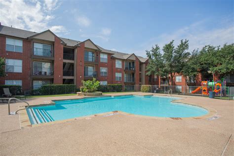 Fountains of Rosemeade, Dallas, Texas. 68 likes · 5 talking about this · 450 were here. We've combined Quality Living with Exceptional Value!. 
