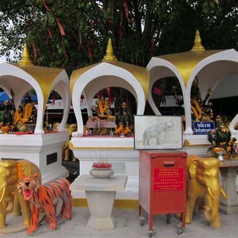 Four Face Buddha, Temple in Hat Yai Trip Factory