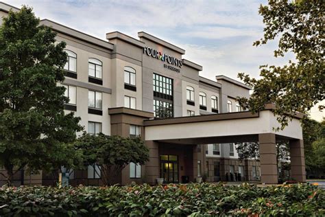 Four Points by Sheraton Nashville Airport - HotelPlanner.com