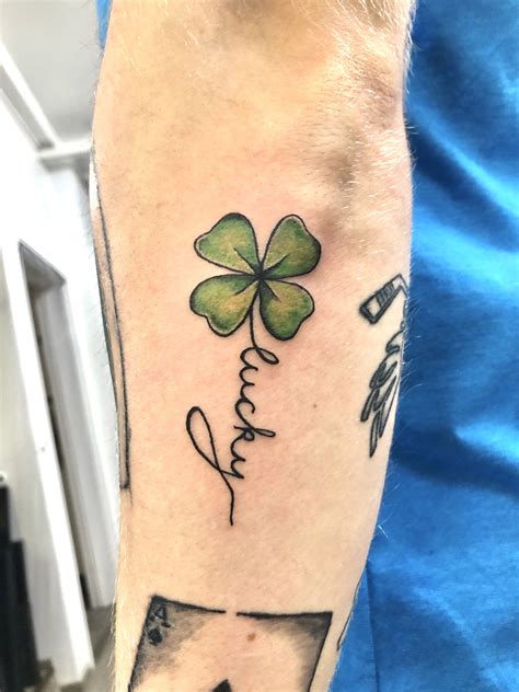 Four leaf clover tattoo. The four leaf clover is a symbol that is widely known as a symbol of good luck. Due to this, many people choose the four leaf clover tattoo as a symbol of good luck and good fortune. Four leaf clover … 