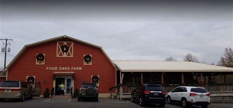 Four oaks farm. The Farm Favorite. SKU: GB66. |. In Stock. $72.95. Farm goodies all packed in one amazing gift box! Contains One 12 oz. Pack Country Ham, One 1 Lb. Pack Country Bacon, One 12 oz. Pack Beef Summer Sausage, One 1 Lb. Bag Natural Pecan Halves, One 15.5 Oz. 