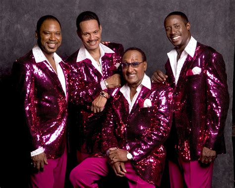Four tops. The Four Tops are an American Motown musical quartet, whose repertoire has included doo-wop, jazz, soul music, RnB, disco, adult contemporary, showtunes, and even psychedelic rock.Founded in Detroit, Michigan as The Four Aims, lead singer Levi Stubbs and group mates Abdul "Duke" Fakir, Renaldo "Obie" Benson, and Lawrence Payton remained … 
