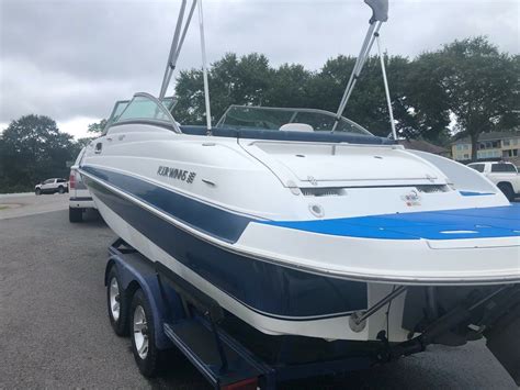 Four winns funship 214 specs.  Model Note 2002 Four Winns 214 FUNSHIP (**...