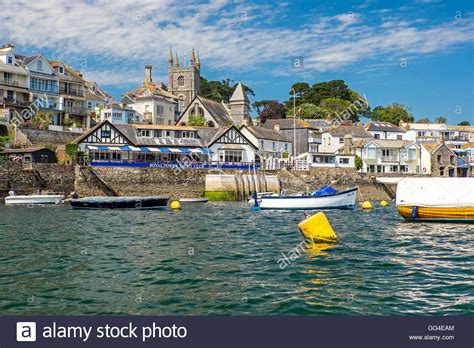 Fowey harbor hi-res stock photography and images - Alamy