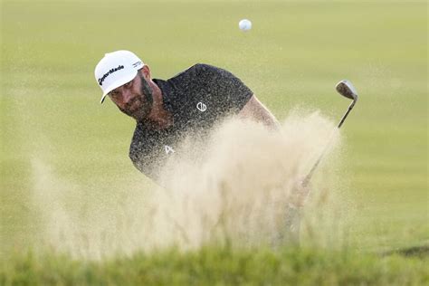 Fowler, Clark share the US Open lead with major champs chasing them