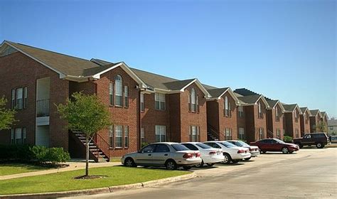 Fox Meadows Apartments - 701 Balcones Dr, College Station, TX …