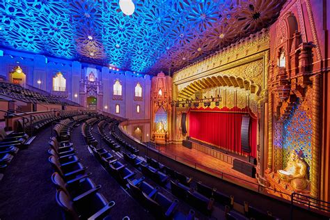 Fox oakland theatre. Built in 1928, the Fox Theater is an architectural masterpiece and former movie house that underwent a $75 million renovation to reopen its doors in February of 2009 under the … 