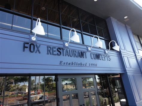 Fox restaurants. Fox Run has five restaurants - one small plates venue, two for casual, and two for upscale dining. But, don't feel like you have to dress up. "I hesitate to use the word 'formal' because it isn't that upscale, which is another great thing," says Jon. "I haven't put on a jacket and tie for a couple of years now." 