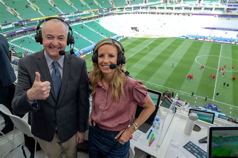Women's World Cup TV schedule, live streaming, kickoff times on Fox and Telemundo. ... Fox has five broadcast teams that will call games, with three on site down under: Dellacamera and Wagner, Jacqui Oatley and Philadelphia's Lori Lindsey, and John Strong and Kyndra de St. Aubin. The other two teams will call games off monitors from the .... 