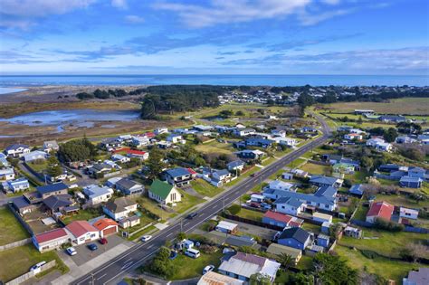 Foxton Beach Vacation Rentals & Homes - Manawatu …