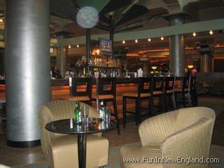 foxwoods resort casino atrium lounge