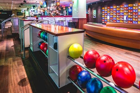 Frames bowling. The Spare Lounge is the new street-level bar The brand-new street level bar at Frames Bowling Lounge NYC, in the heart of midtown Manhattan. 