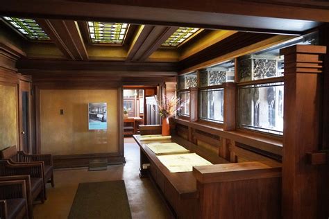 Frank lloyd wright home and studio case study