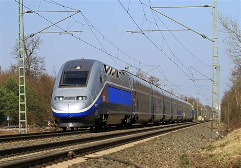 Frankfurt am Main to Mannheim by train - Rail Europe