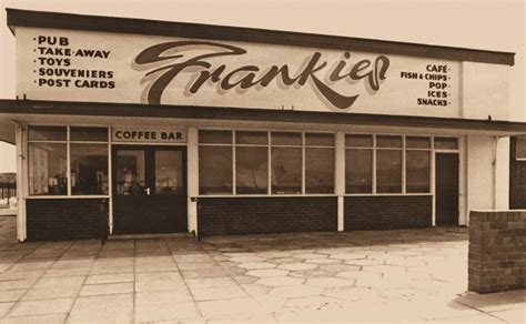 Frankies Ritz Cafe, South Shields - Culture Grid