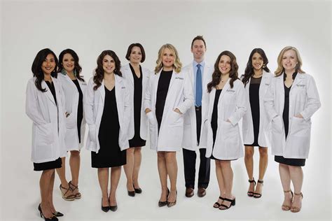 Franklin dermatology. Our Doctor is currently the only Dermatologist who is board certified and fellowship-trained in Ethnic Skin/Skin of Color Dermatology in the state of Tennessee. Proudly serving all of middle Tennessee and just minutes away from Nashville TN, Franklin TN, Brentwood TN, Green Hills, Columbia, Antioch, Nolensville, Spring Hill, Thompson Station. 