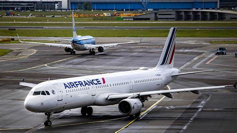 Fransa’da 6 havalimanı, “saldırı tehditleri nedeniyle” tahliye edildi
