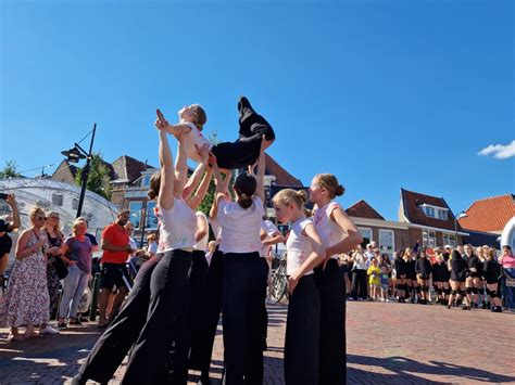 Frasering: Expressief spelen- Frasering (Drop- Roll techniek) - YouTube image 1