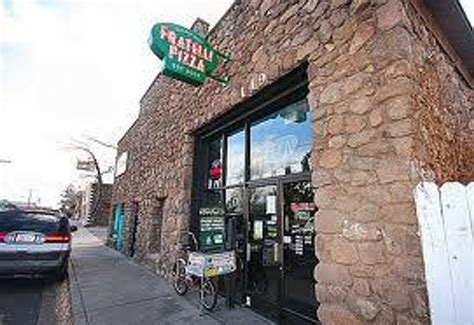 Fratellis flagstaff. Fratellis Pizza: No frills, outstanding pizza! - See 340 traveler reviews, 51 candid photos, and great deals for Flagstaff, AZ, at Tripadvisor. 