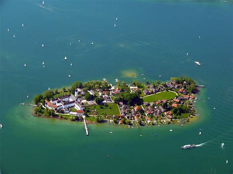 Frauenchiemsee - Wikipedia