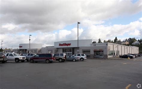 Fred meyer 1st avenue south burien wa. COVID update: Fred Meyer has updated their hours, takeout & delivery options. 113 reviews of Fred Meyer "I end up doing most of my grocery shopping here. Sometimes … 