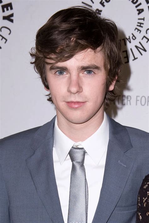 Freddie Highmore - Wikipedia