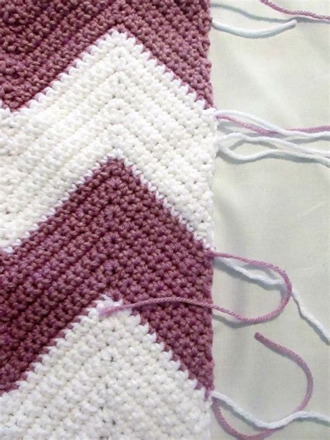 Free Chevron Crochet Blanket Pattern for beginners