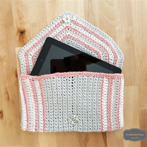 Free Crochet Clutch Pattern A versatile solution to your organization