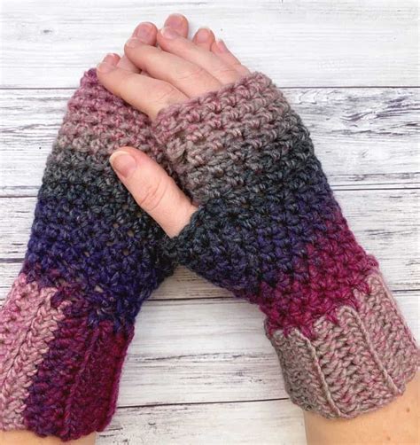 Free Crochet Fingerless Mittens