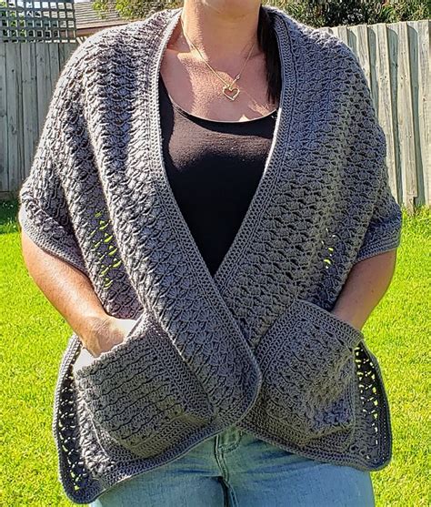 Free Crochet Pocket Shawl Pattern