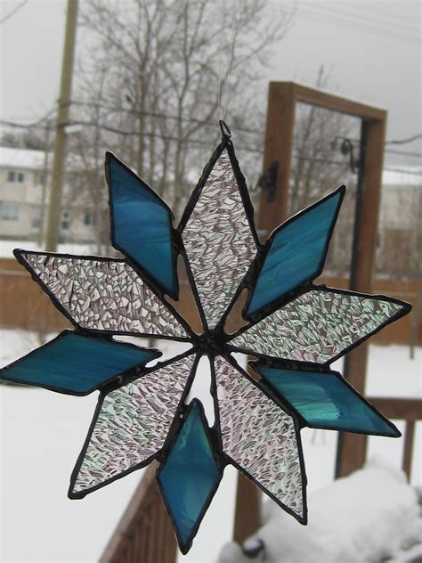 Free Snowflake Pattern Stained Glass Patterns Free Stained Glass Ornaments Stained Glass Patterns