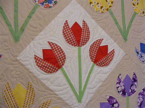 Free Tulip Quilt Pattern This Tutorial Shows You How To Make A