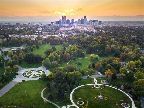 Free activities to do in denver. Denver still has some real gems that don’t cost a thing – including street art, riverside parks and the world-famous Red Rocks concert venue, where you can channel your inner Denverite for free. Here's our … 