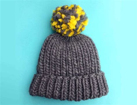 Free chunky knit hat pattern straight needles.  Learn how to knit a fr...
