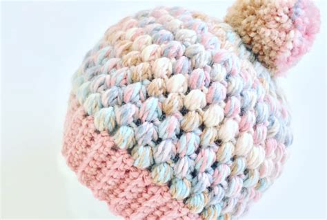 Free crochet puff stitch hat pattern for beginners.  This Easy Puff Stitch Hat Free Croch...