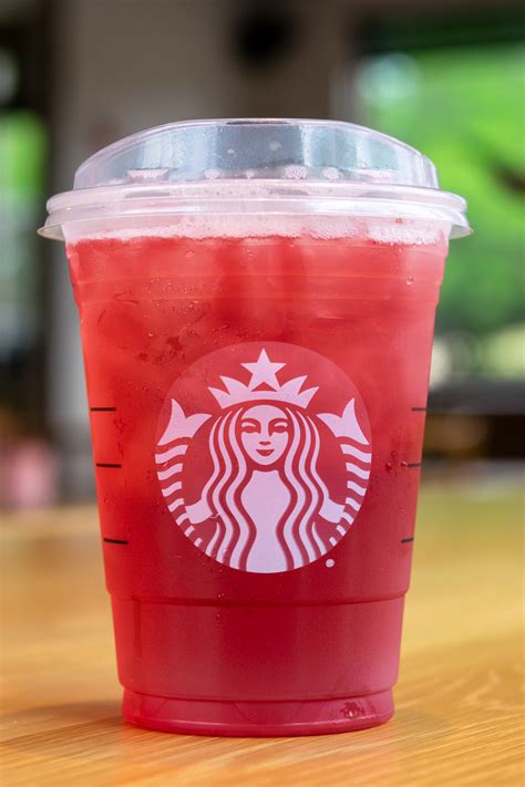 Free drinks starbucks. For many people, straws 