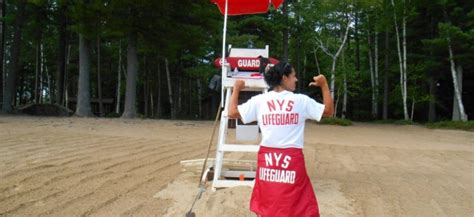 Free lifeguard qualifying class in Gloversville