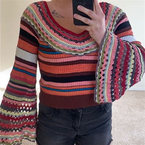 Free people sweater poshmark. Shop Women's Free People Size XS Crew & Scoop Necks at a discounted price at Poshmark. Description: Reposhing this item I purchased from @saltairstyle. Loved it, … 