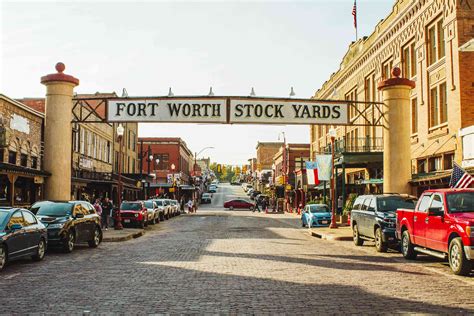 Free things to do in fort worth. The Fort Worth Stockyards opened in 1890, followed by the arrival of major meatpacking plants, transforming Fort Worth into a major cattle shipping center and one of the country's top livestock markets. Fort Worth had become a wealthy city, a cow town to be reckoned with. The rise of the oil business in West Texas bolstered Fort Worth's ... 